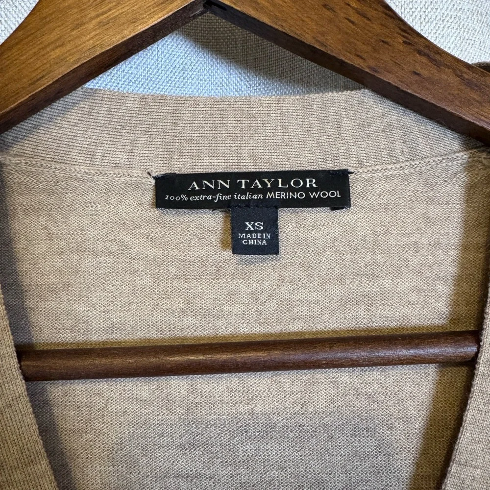 Ann Taylor Long Sleeve Beige Sweater w/ Gold Zip Up and Pocket Details 100% Wool - Picture 4 of 16